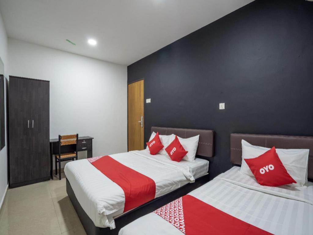 Oyo 1167 Rest And Go Hotel Klang Ngoại thất bức ảnh