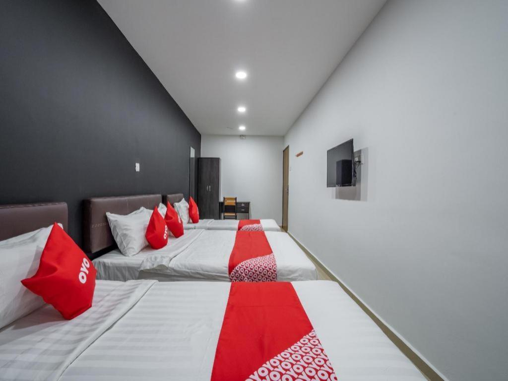 Oyo 1167 Rest And Go Hotel Klang Ngoại thất bức ảnh